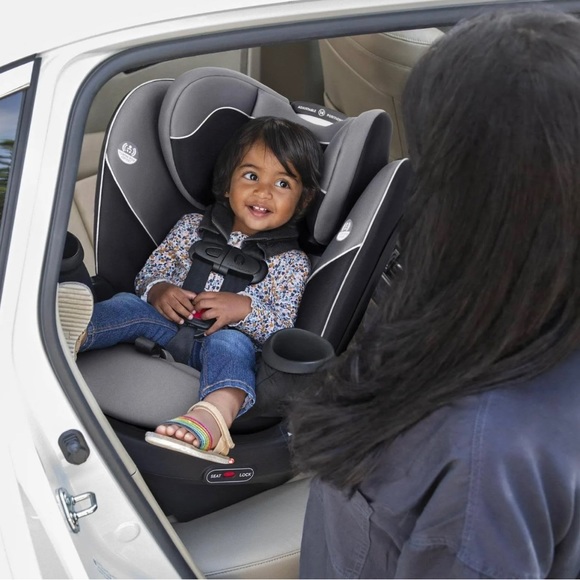 Revolve 360 - Picture 5 of 13